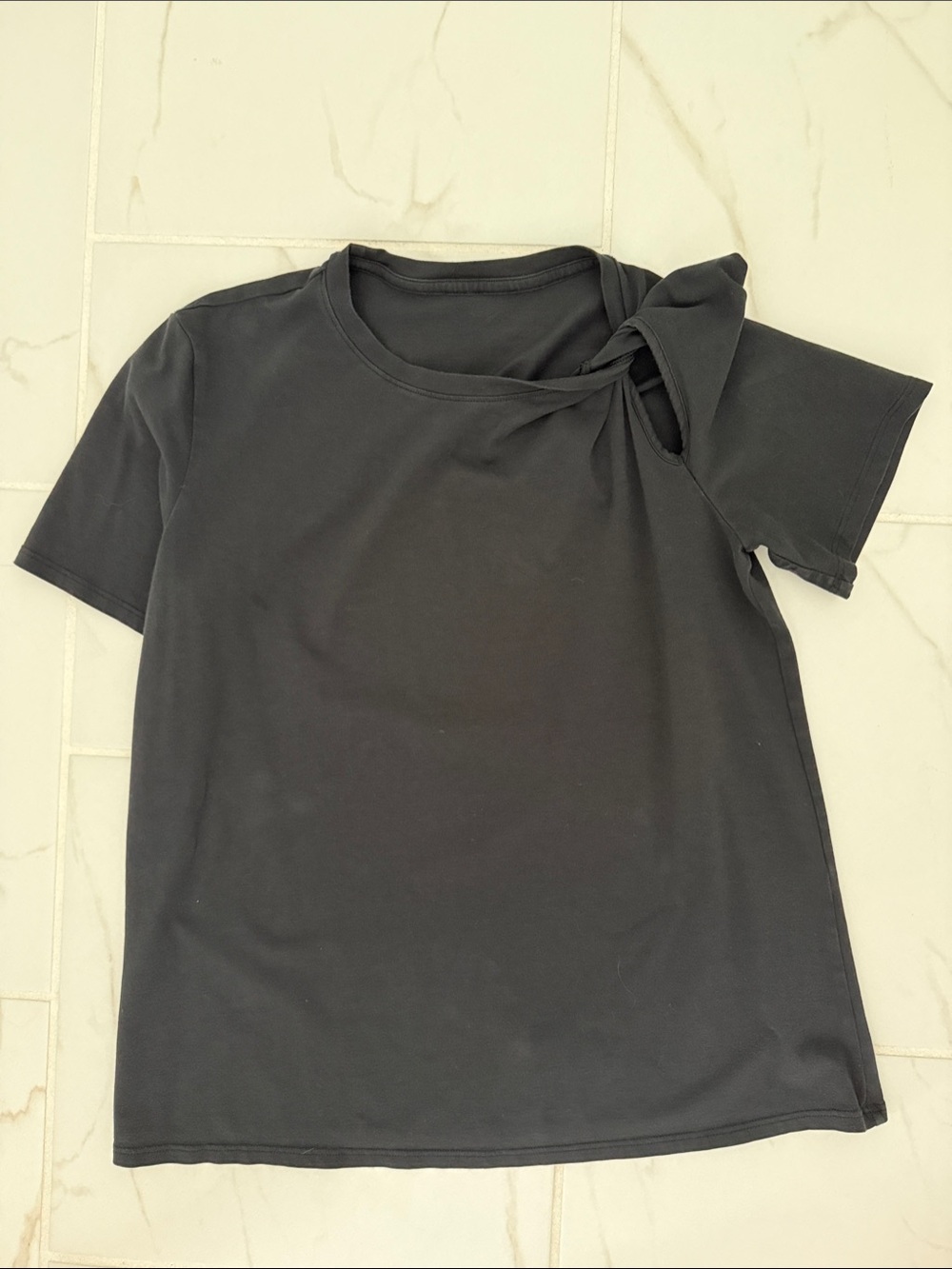 Lululemon Women's Shoulder Twist Tee